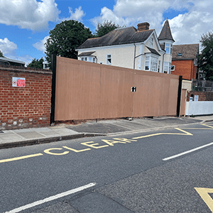 double leaf site gates